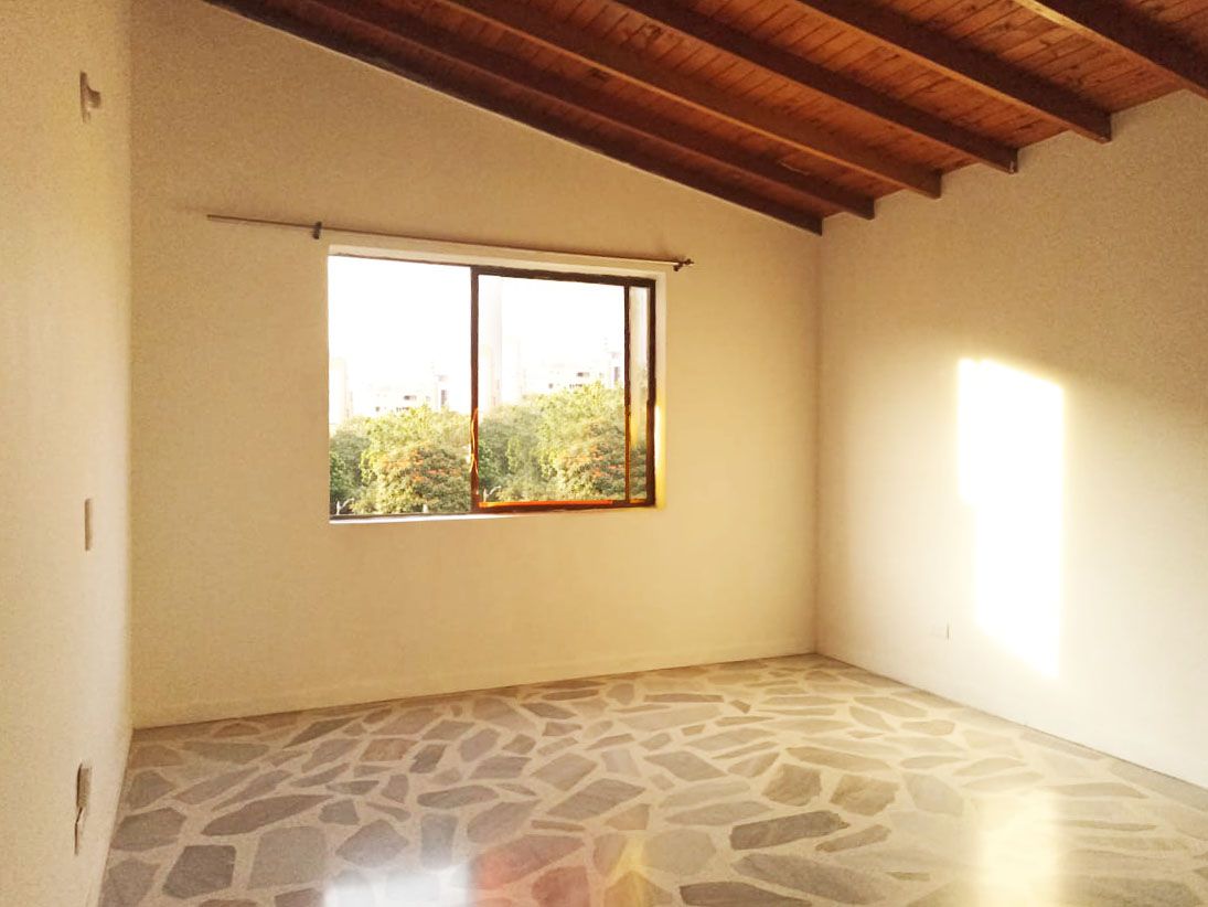 Apartamento en arriendo Antioquia Medellín Rosales 63 m2 Habitaciones 2 Baños 2 Garajes 2 Precio $2200000