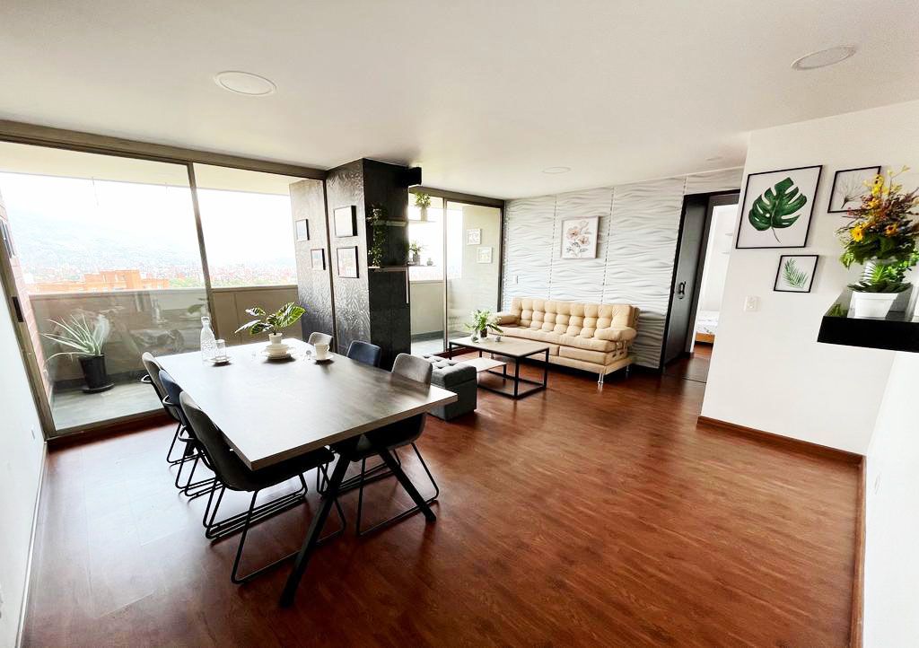 Apartamento en arriendo o venta Antioquia Medellín Loma De Los Bernal 98 m2 Habitaciones 2 Baños 2 Garajes 2 Precio venta $630000000 Precio arriendo $6250000