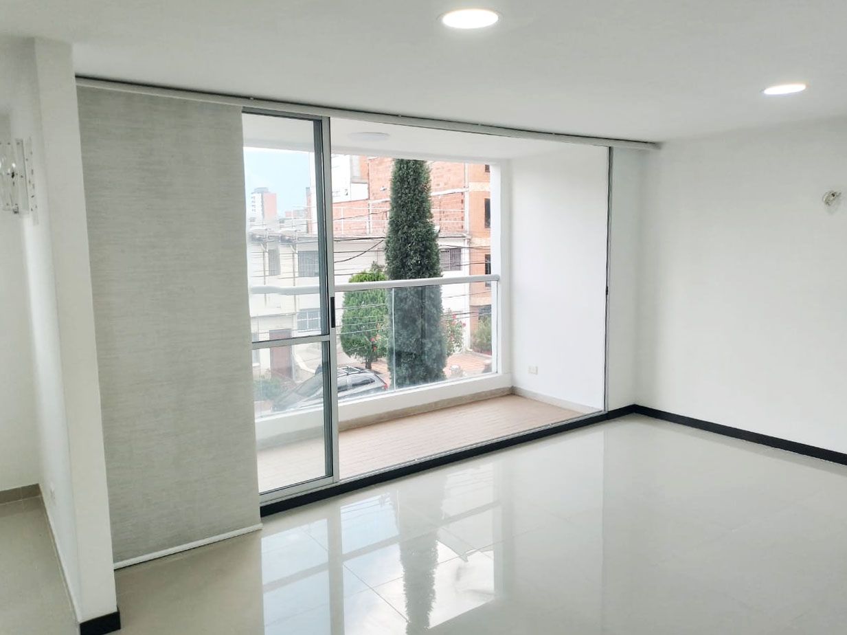 Apartamento en arriendo Antioquia Medellín La Castellana 83 m2 Habitaciones 2 Baños 2 Garajes 2 Precio $3100000