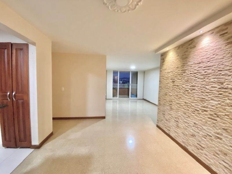 Apartamento en venta Antioquia Medellín Naranjal 95 m2 Habitaciones 3 Baños 4 Garajes 2 Precio $470000000