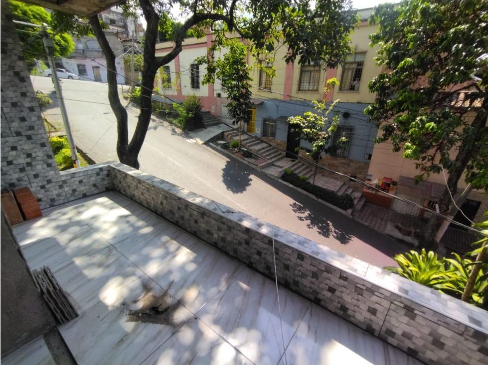 Apartamento en venta Antioquia Medellín Prado 112 m2 Habitaciones 3 Baños 4 Garajes 1 Precio $325000000