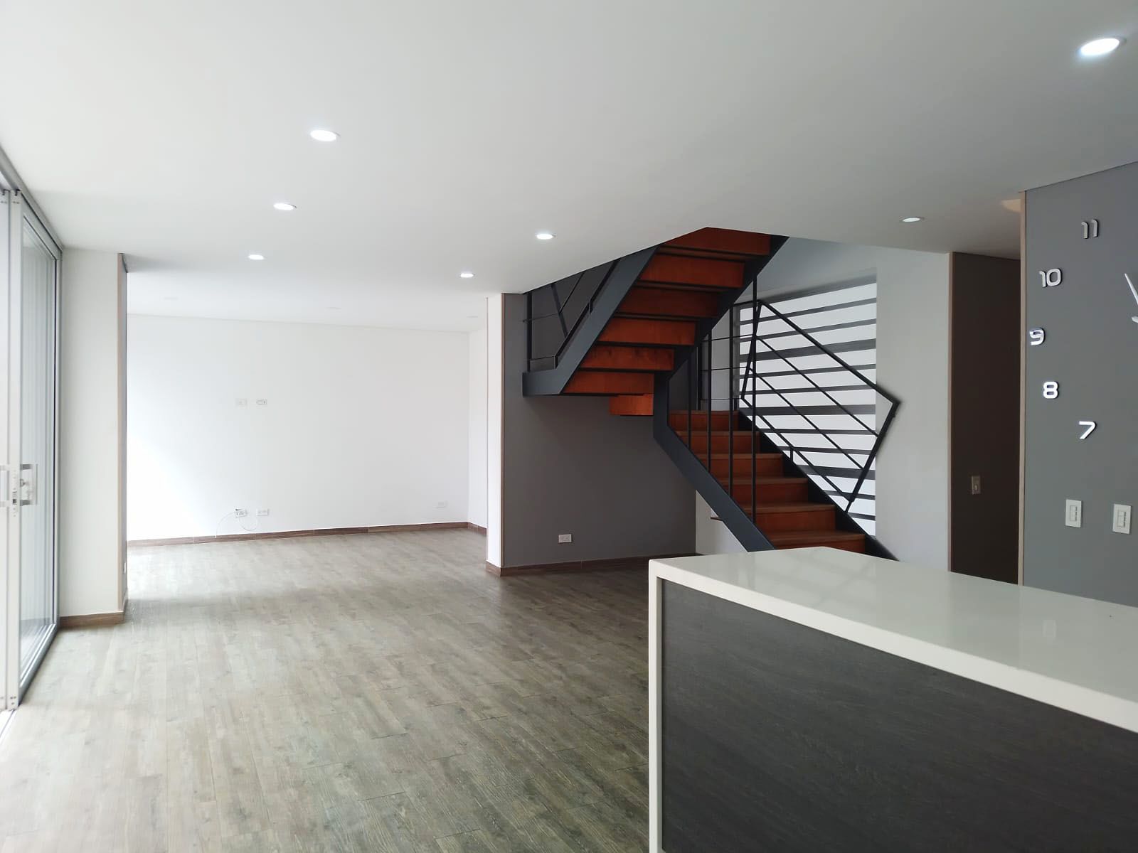 Casa en venta Antioquia Rionegro El Porvenir 270 m2 Habitaciones 3 Baños 4 Garajes 3 Precio $1060000000