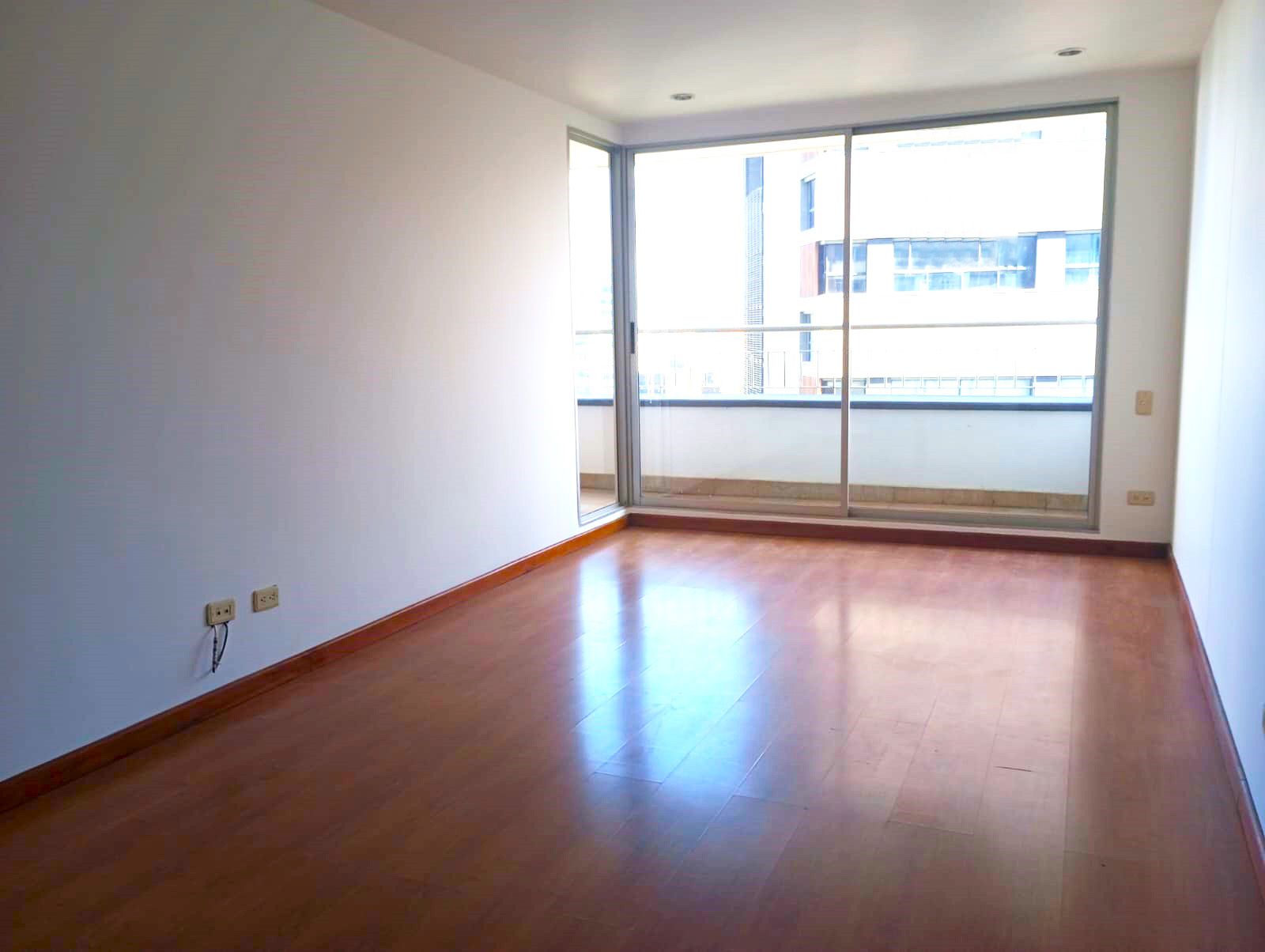 Apartamento en arriendo Antioquia Medellín Los Balsos No2 80 m2 Habitaciones 2 Baños 2 Garajes 2 Precio $4200000