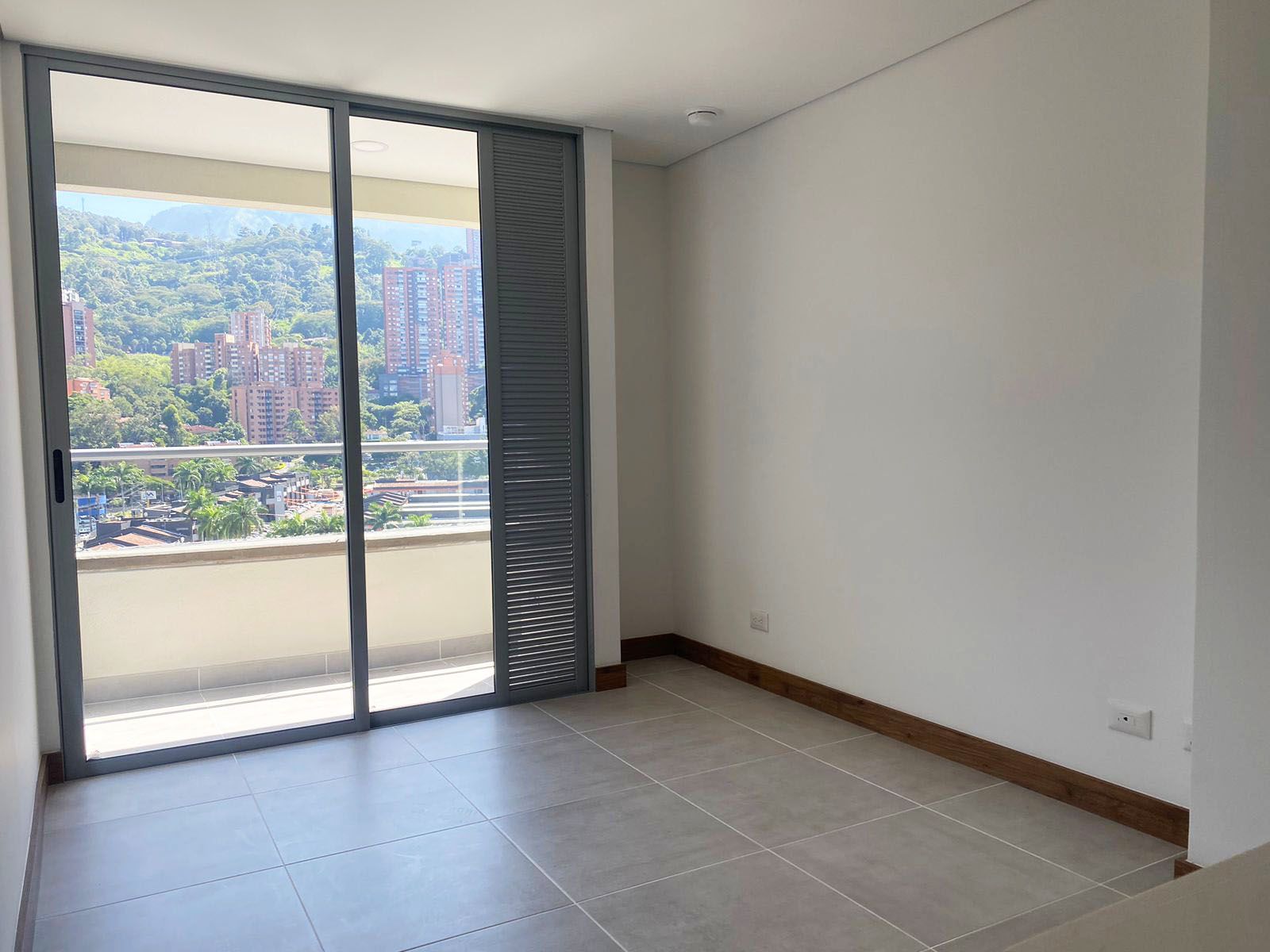 Apartamento en arriendo Antioquia Medellín Simesa 48 m2 Habitaciones 1 Baños 0 Garajes 2 Precio $3650000