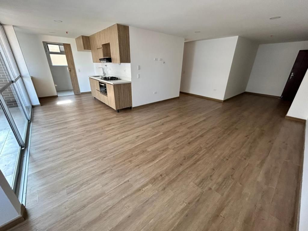 Apartamento en arriendo o venta Antioquia Envigado Quintas De Zuñiga 85 m2 Habitaciones 2 Baños 2 Garajes 3 Precio venta $820000000 Precio arriendo $4700000