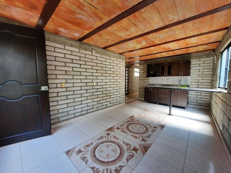 Apartamento en arriendo Antioquia Medellín Cataluña 60 m2 Habitaciones 2 Baños 0 Garajes 1 Precio $1200000