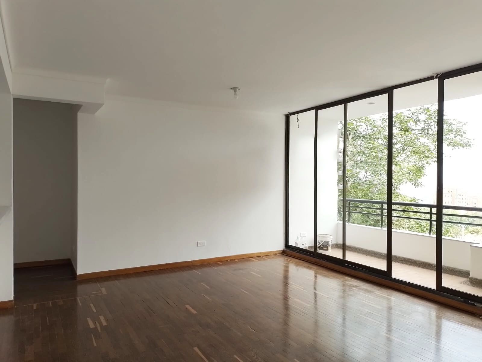 Apartamento en arriendo Antioquia Medellín Los Naranjos 60 m2 Habitaciones 1 Baños 0 Garajes 2 Precio $3600000