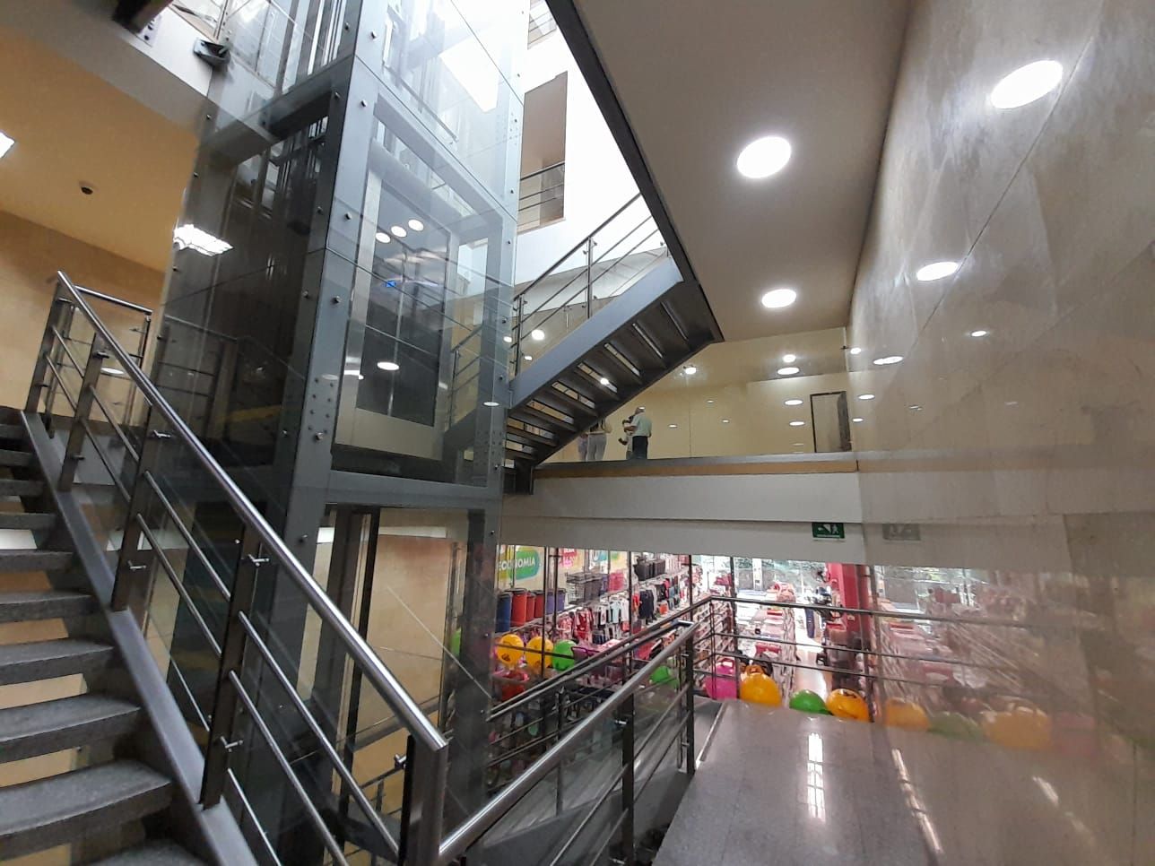 Local en arriendo Antioquia Girardota Centro 45 m2 Habitaciones 0 Baños 1 Garajes 0 Precio $3800000