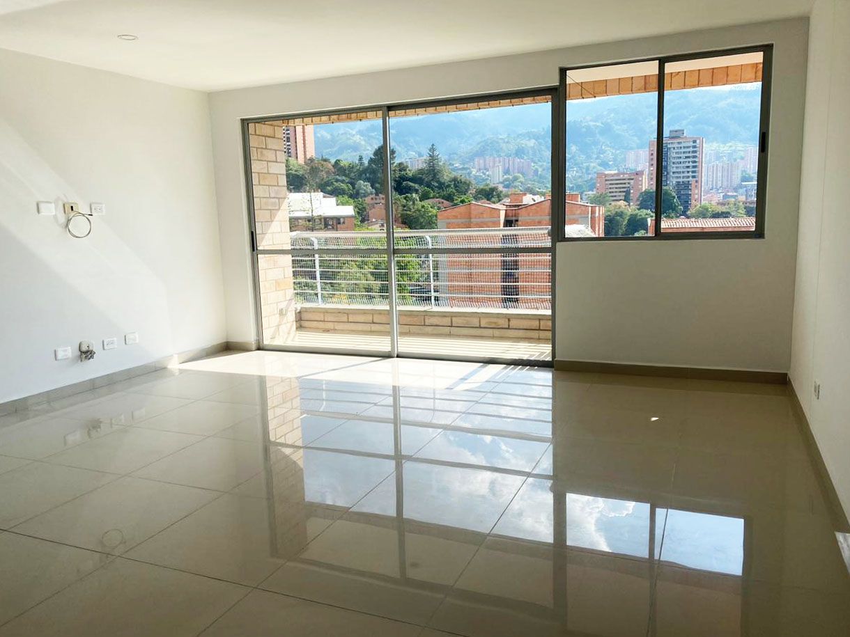 Apartamento en arriendo Antioquia Envigado El Chocho 97 m2 Habitaciones 3 Baños 2 Garajes 2 Precio $3650000