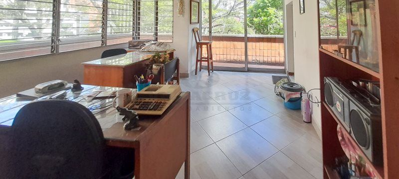 Oficina en arriendo Antioquia Medellín La Candelaria 25 m2 Habitaciones 0 Baños 1 Garajes 0 Precio $980000