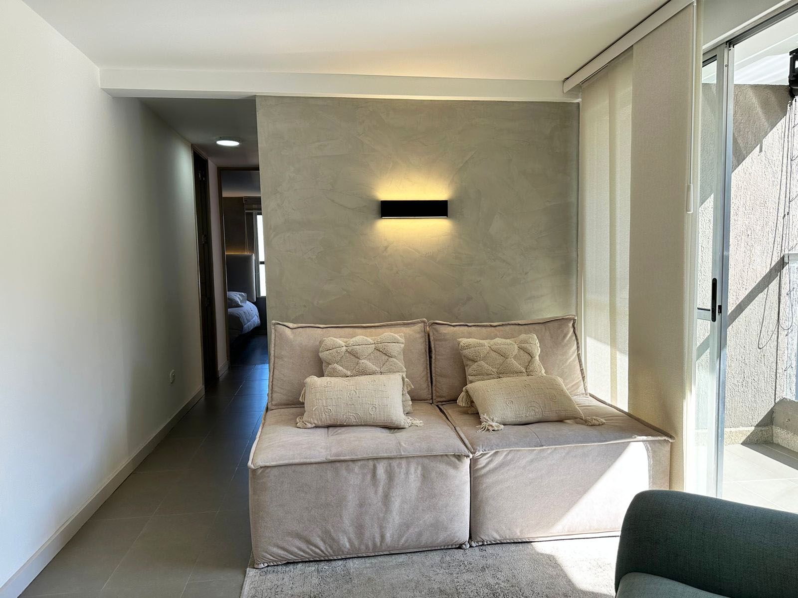 Apartamento en venta Antioquia Medellín Loma De Los Bernal 65 m2 Habitaciones 3 Baños 2 Garajes 2 Precio $398000000