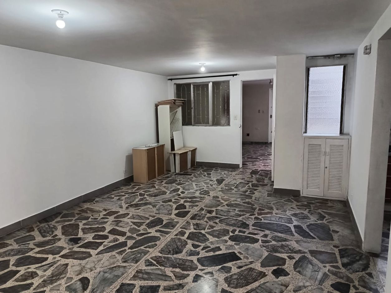 Apartamento en venta Antioquia Medellín La Floresta 112 m2 Habitaciones 3 Baños 2 Garajes 2 Precio $440000000