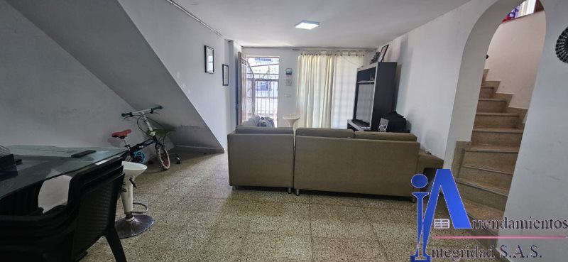 Casa en venta Antioquia Medellín Santa Fe 145 m2 Habitaciones 4 Baños 3 Garajes 2 Precio $1500000000