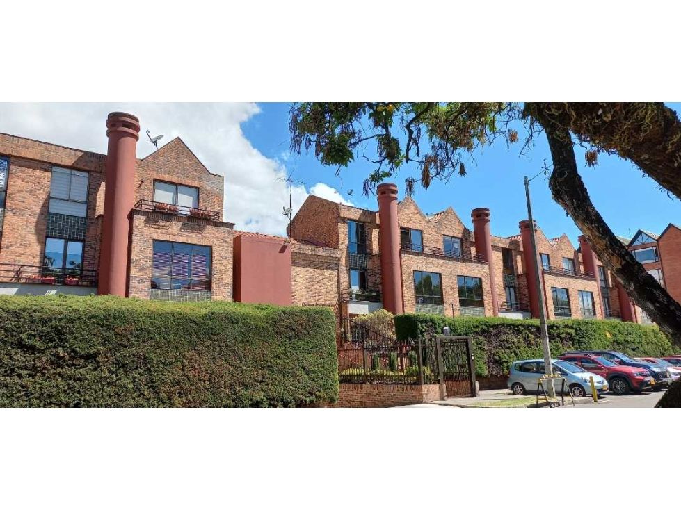 Casa en venta Cundinamarca Bogotá Iberia 190 m2 Habitaciones 4 Baños 3 Garajes 2 Precio $740000000