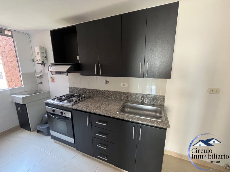 Apartamento en arriendo Antioquia Envigado El Chinguí 75 m2 Habitaciones 3 Baños 2 Garajes 2 Precio $3100000