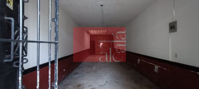 Local en arriendo Antioquia Envigado Zona Centro 100 m2 Habitaciones 0 Baños 1 Garajes 0 Precio $4900000