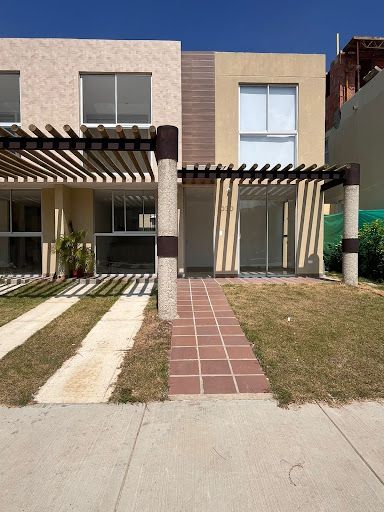 Casa en arriendo Bolívar Cartagena Br San Pedro 90 m2 Habitaciones 3 Baños 4 Garajes 2 Precio $3300000