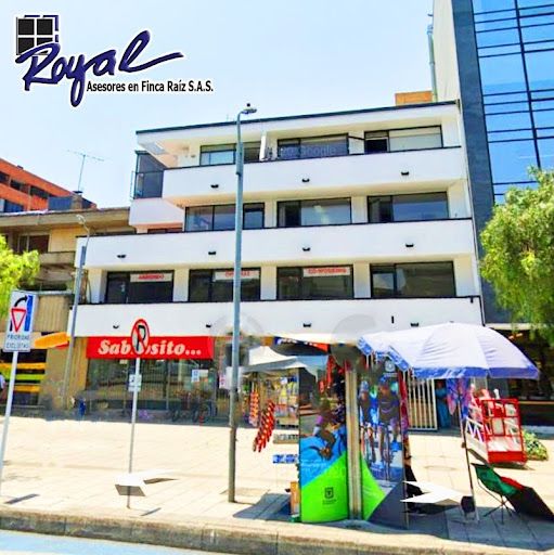 Oficina en arriendo Cundinamarca Bogotá Antiguo Country 52 m2 Habitaciones 0 Baños 2 Garajes 0 Precio $2386000