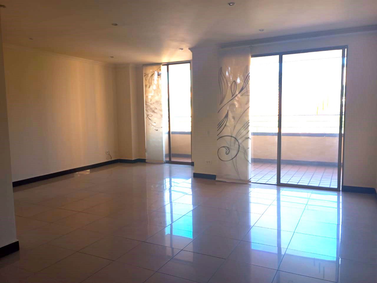 Apartamento en arriendo Antioquia Medellín La Florida 100 m2 Habitaciones 2 Baños 2 Garajes 2 Precio $4800000