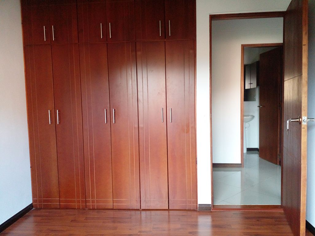 Apartamento en arriendo Antioquia El Retiro El Retiro 90 m2 Habitaciones 3 Baños 2 Garajes 2 Precio $2850000