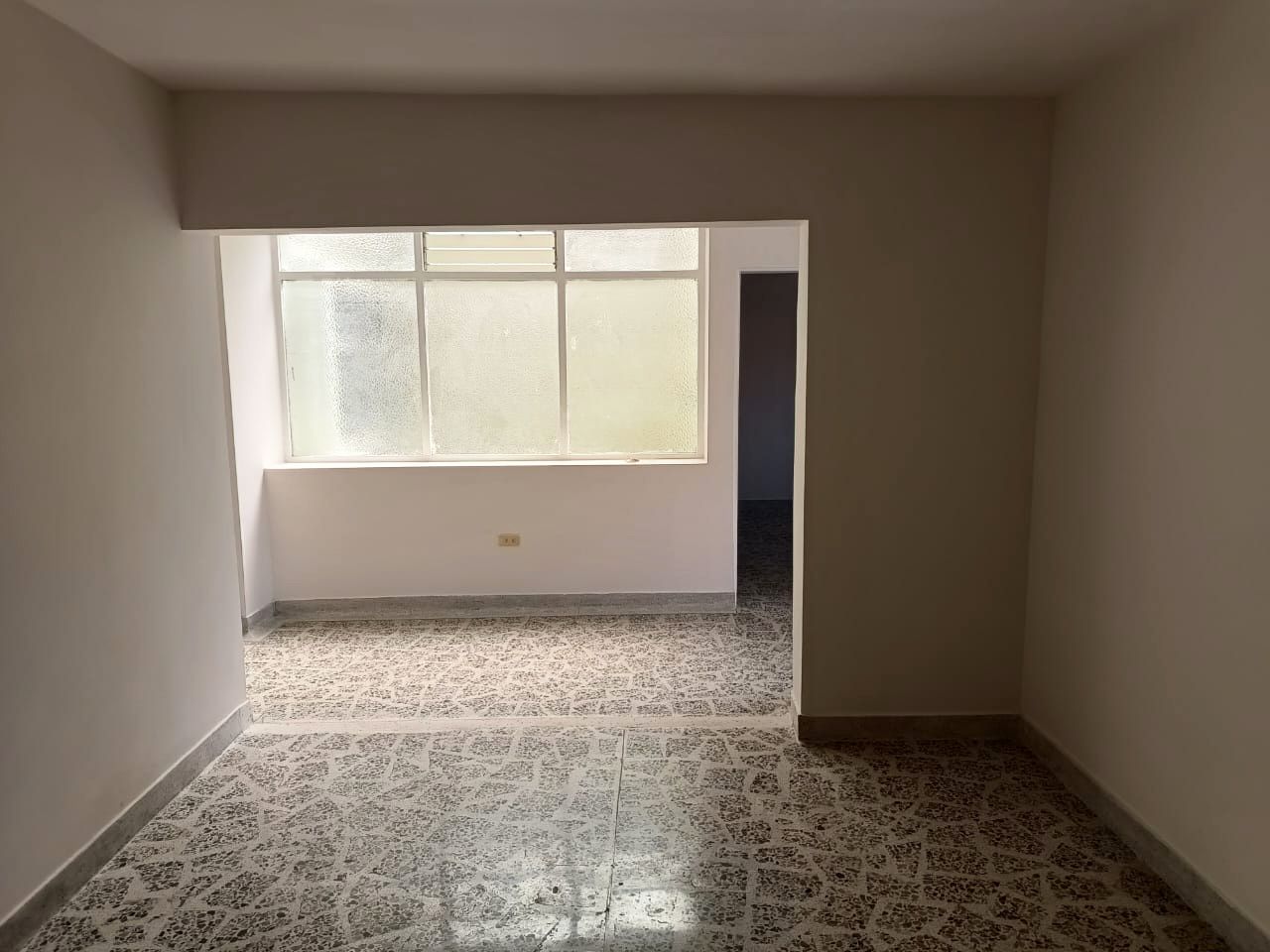 Apartamento en arriendo Antioquia Medellín La Floresta 200 m2 Habitaciones 5 Baños 4 Garajes 1 Precio $3600000