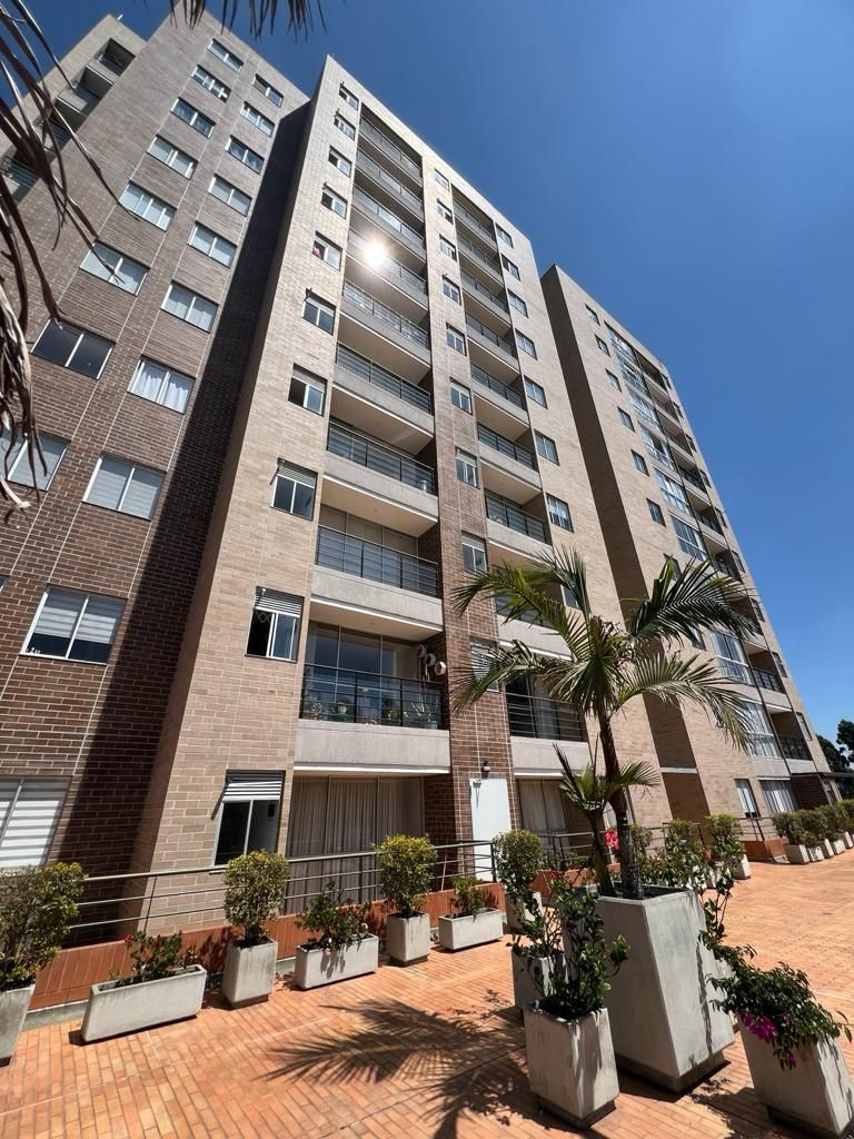 Apartamento en venta Antioquia Marinilla La Industrial 80 m2 Habitaciones 3 Baños 2 Garajes 2 Precio $520000000