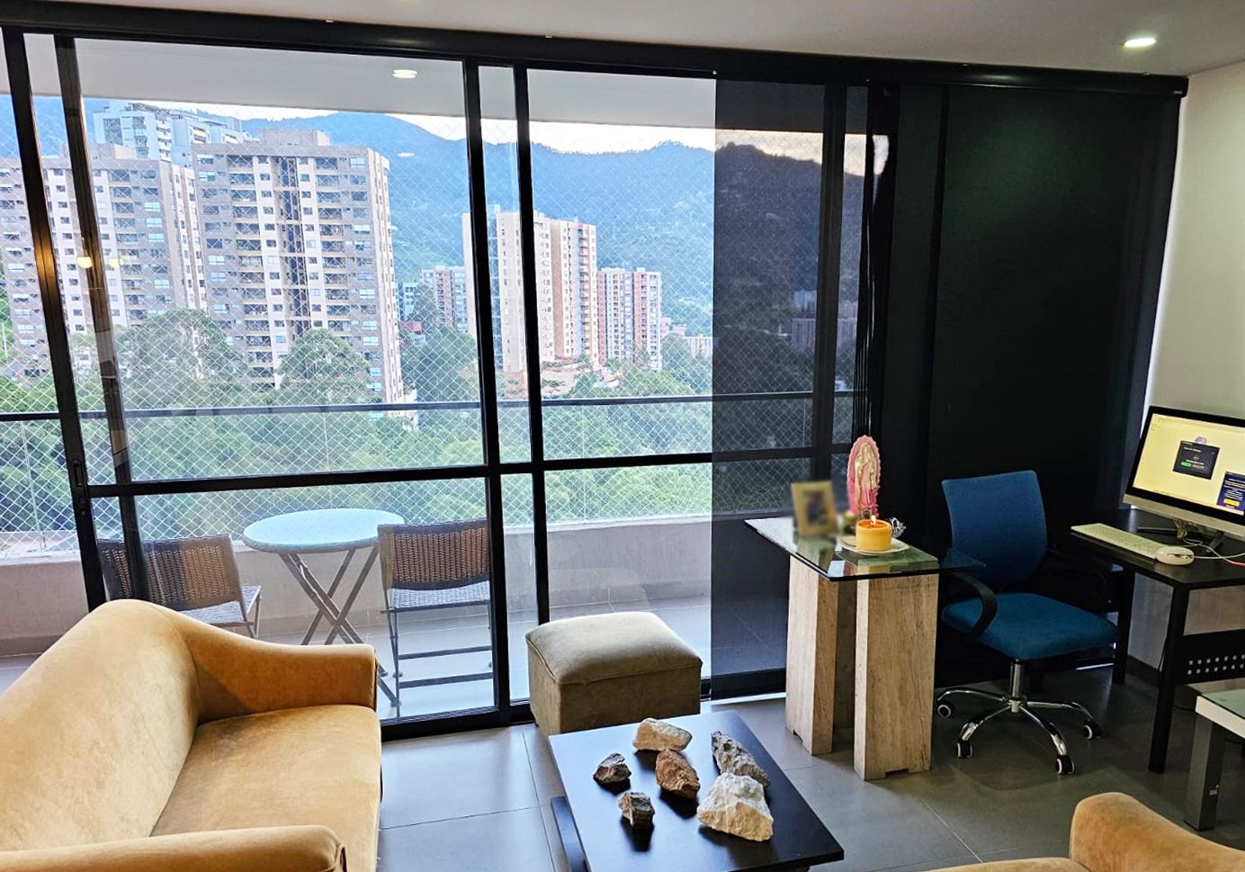 Apartamento en arriendo Antioquia Envigado Envigado 116 m2 Habitaciones 3 Baños 4 Garajes 4 Precio $5650000