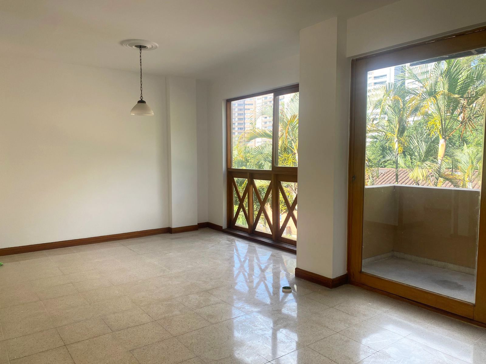 Apartamento en arriendo Antioquia Envigado Envigado 116 m2 Habitaciones 3 Baños 2 Garajes 2 Precio $4650000