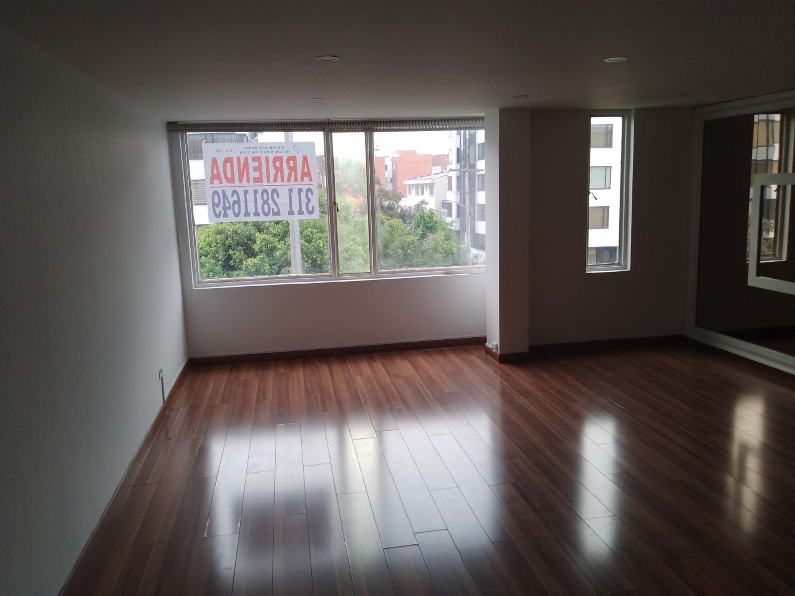 Apartamento en arriendo Cundinamarca Bogotá Santa Barbara Central 80 m2 Habitaciones 2 Baños 2 Garajes 2 Precio $4400000