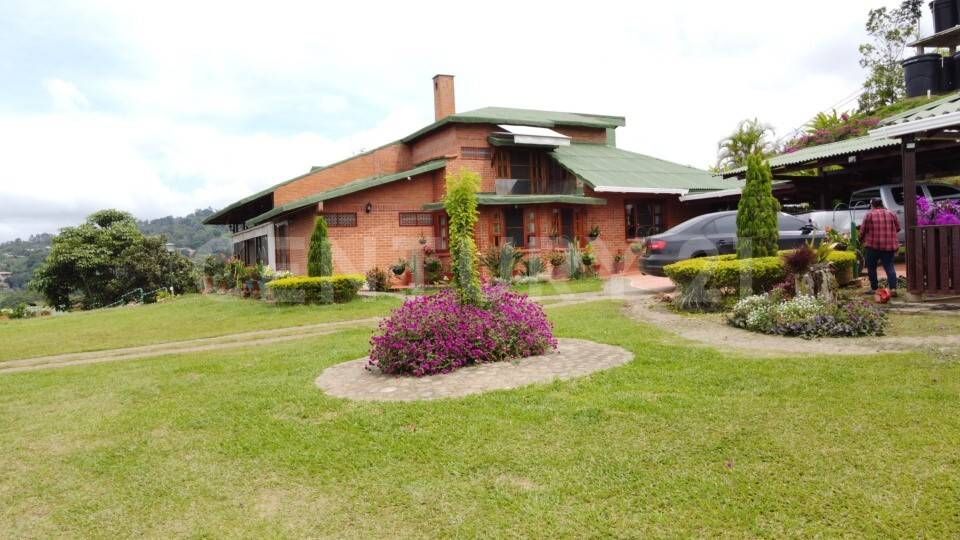 Casa en venta Valle Del Cauca Dagua Dagua 704 m2 Habitaciones 7 Baños 7 Garajes 3 Precio $2750000000