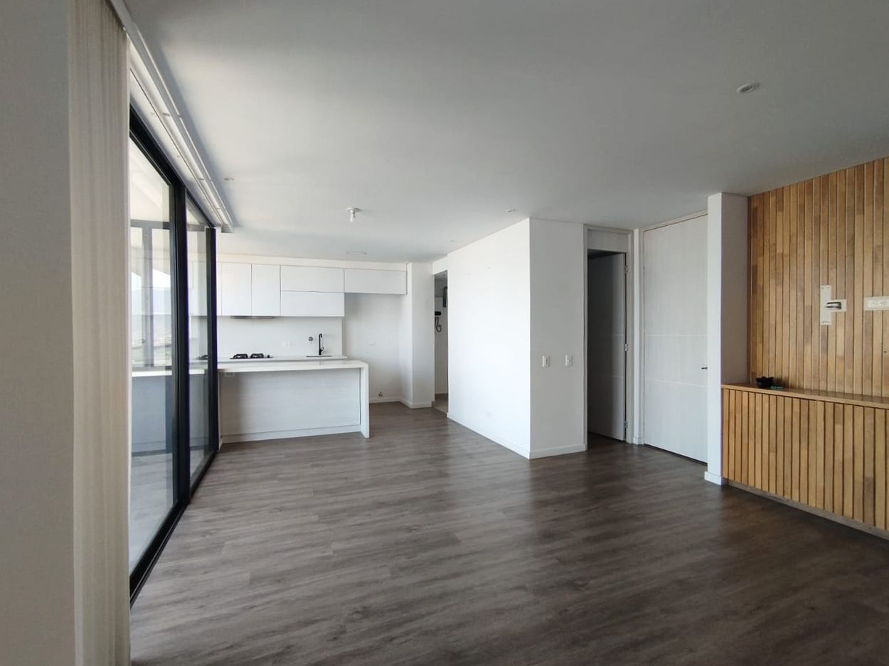 Apartamento en arriendo o venta Antioquia Medellín La Linde 107 m2 Habitaciones 2 Baños 4 Garajes 2 Precio venta $1170000000 Precio arriendo $7600000