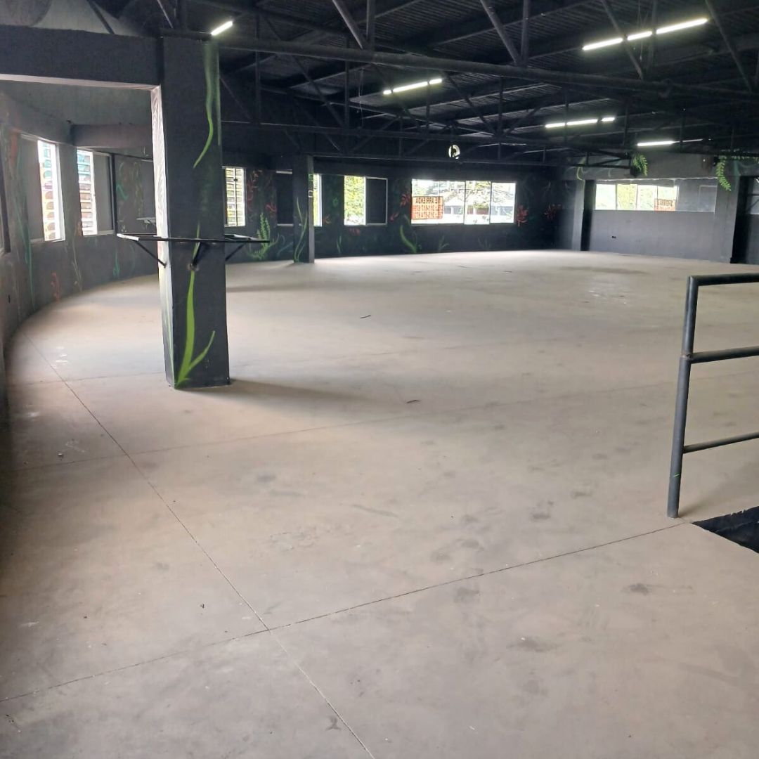 Local en arriendo Valle Del Cauca Cali Mariano Ramos 100 m2 Habitaciones 0 Baños 2 Garajes 1 Precio $5000000