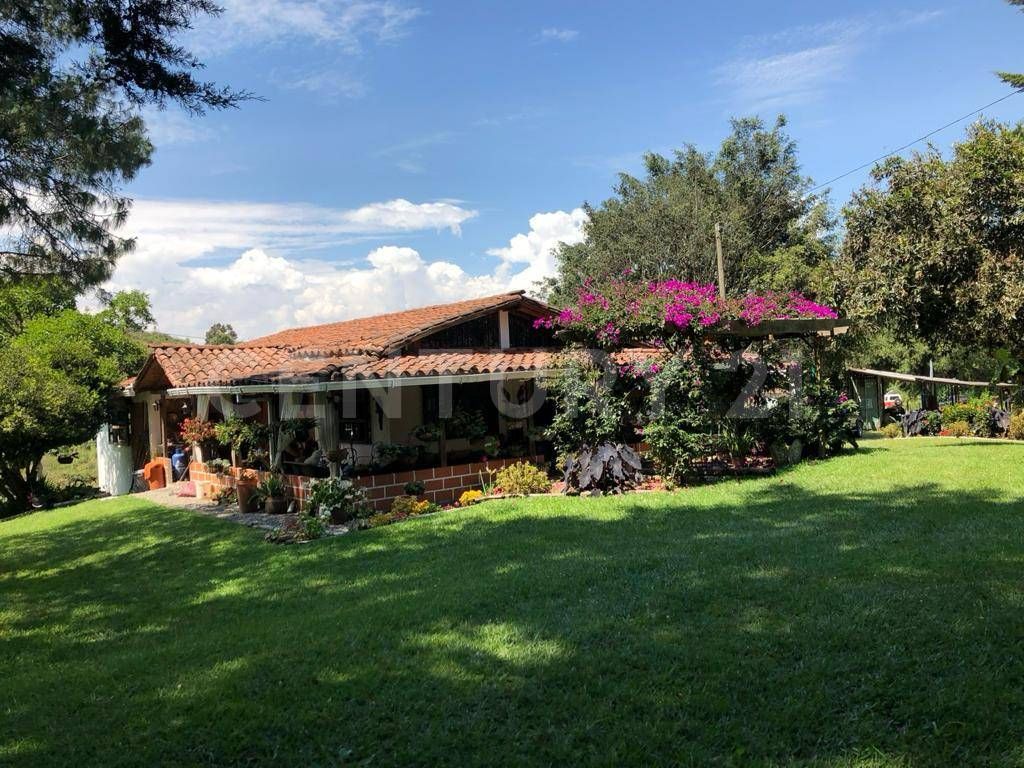 Lote en venta Antioquia Marinilla Vereda Pozo 162 m2 Habitaciones 0 Baños 3 Garajes 8 Precio $1200000000