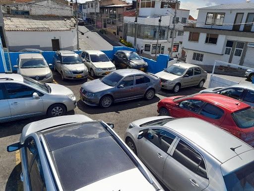 Lote en venta Cundinamarca Bogotá Cerros De Santa Barbara 496 m2 Habitaciones 0 Baños 0 Garajes 0 Precio $3300000000