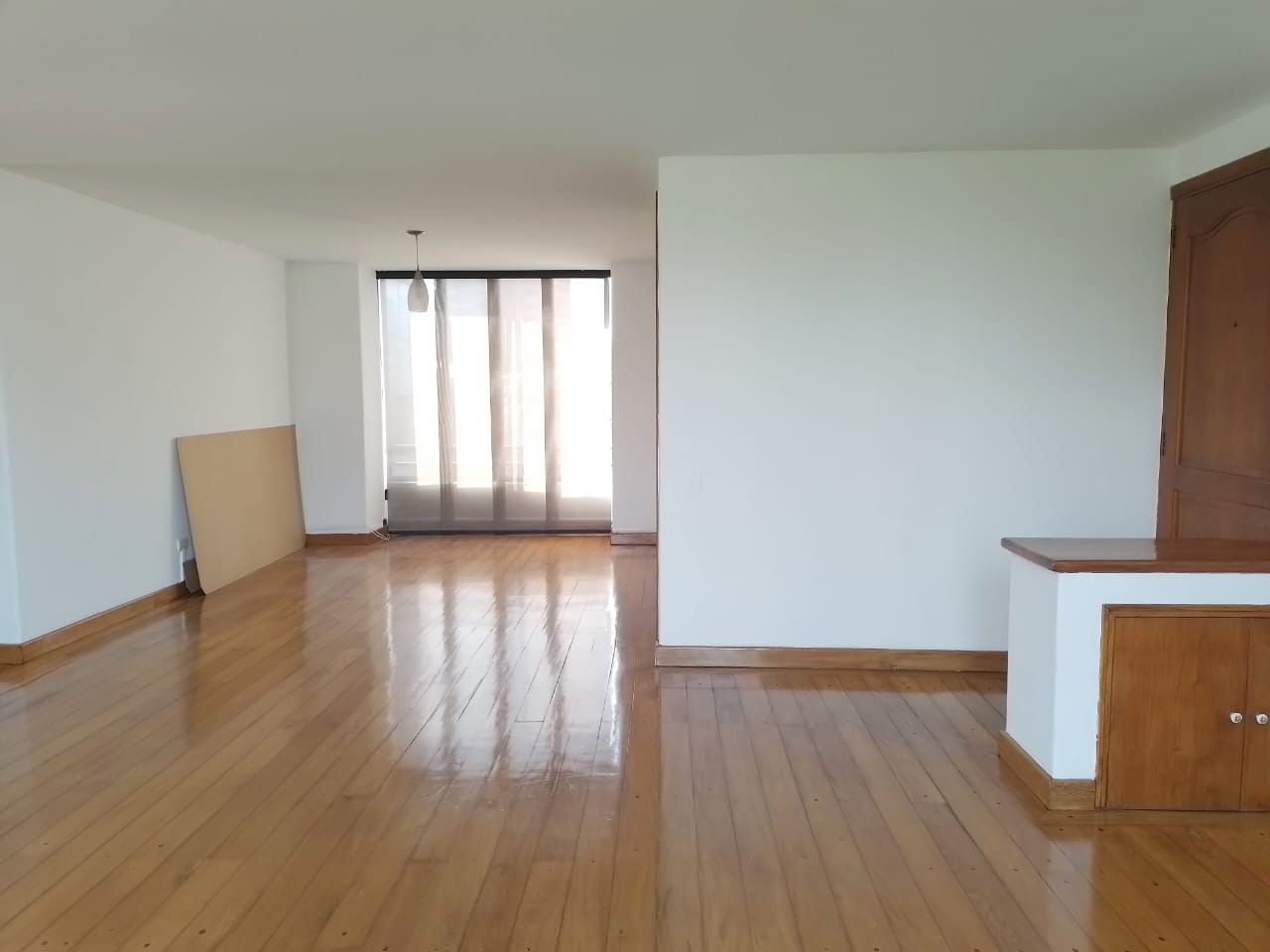 Apartamento en arriendo Antioquia Medellín San Lucas 145 m2 Habitaciones 3 Baños 4 Garajes 3 Precio $5100000