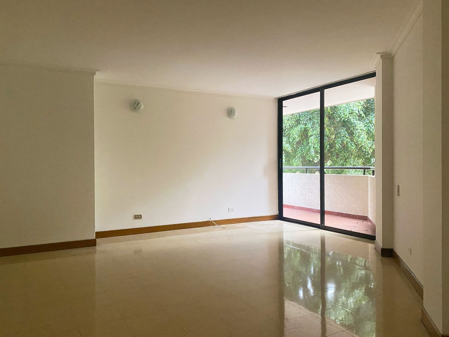 Apartamento en venta Antioquia Envigado Pontevedra 107 m2 Habitaciones 2 Baños 2 Garajes 1 Precio $710000000