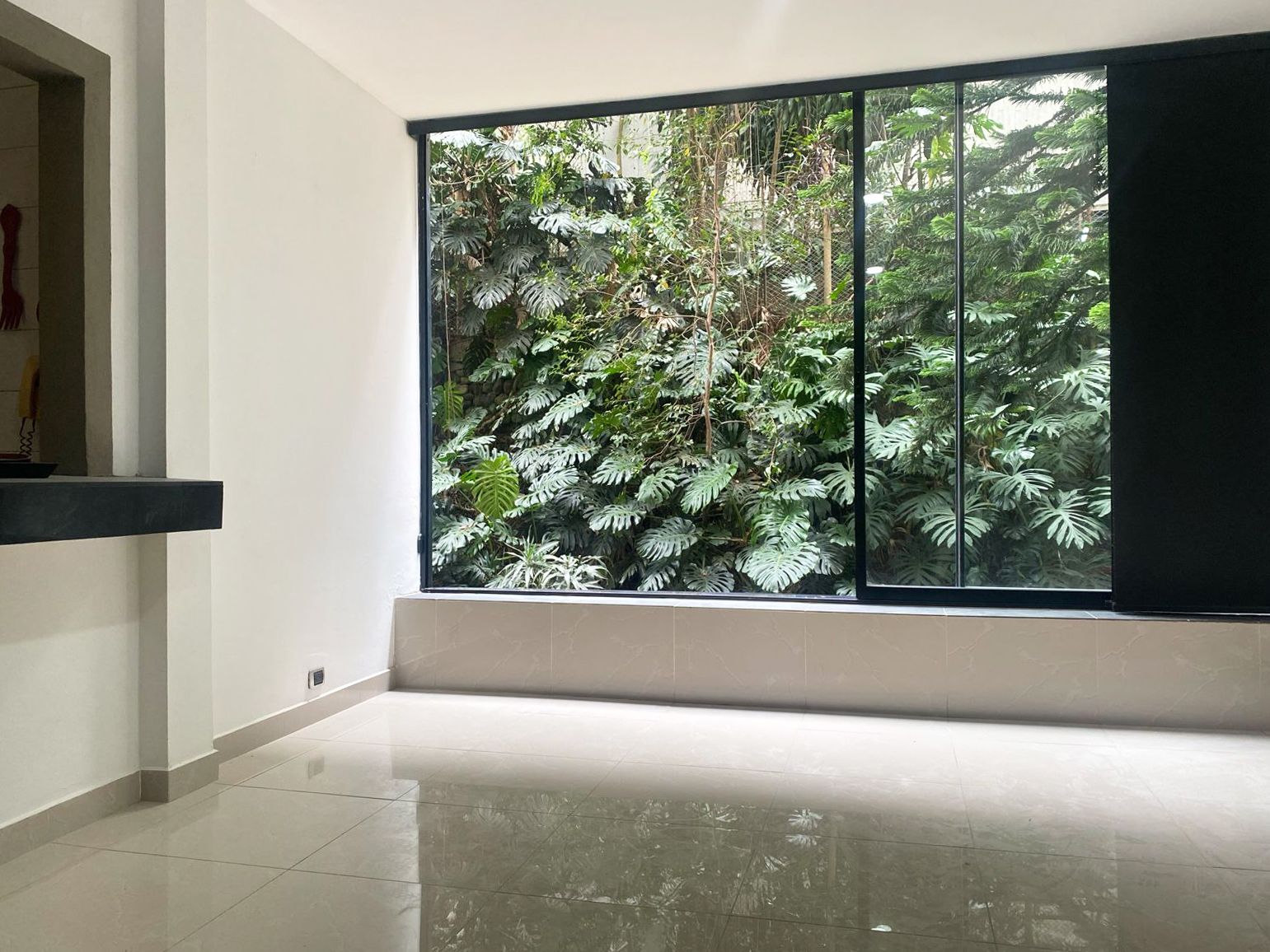 Apartamento en arriendo Antioquia Medellín El Diamante No2 94 m2 Habitaciones 2 Baños 2 Garajes 3 Precio $3800000