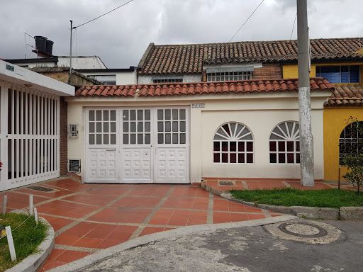 Casa en venta Cundinamarca Bogotá Mandalay Et Ii 192 m2 Habitaciones 4 Baños 2 Garajes 2 Precio $630000000