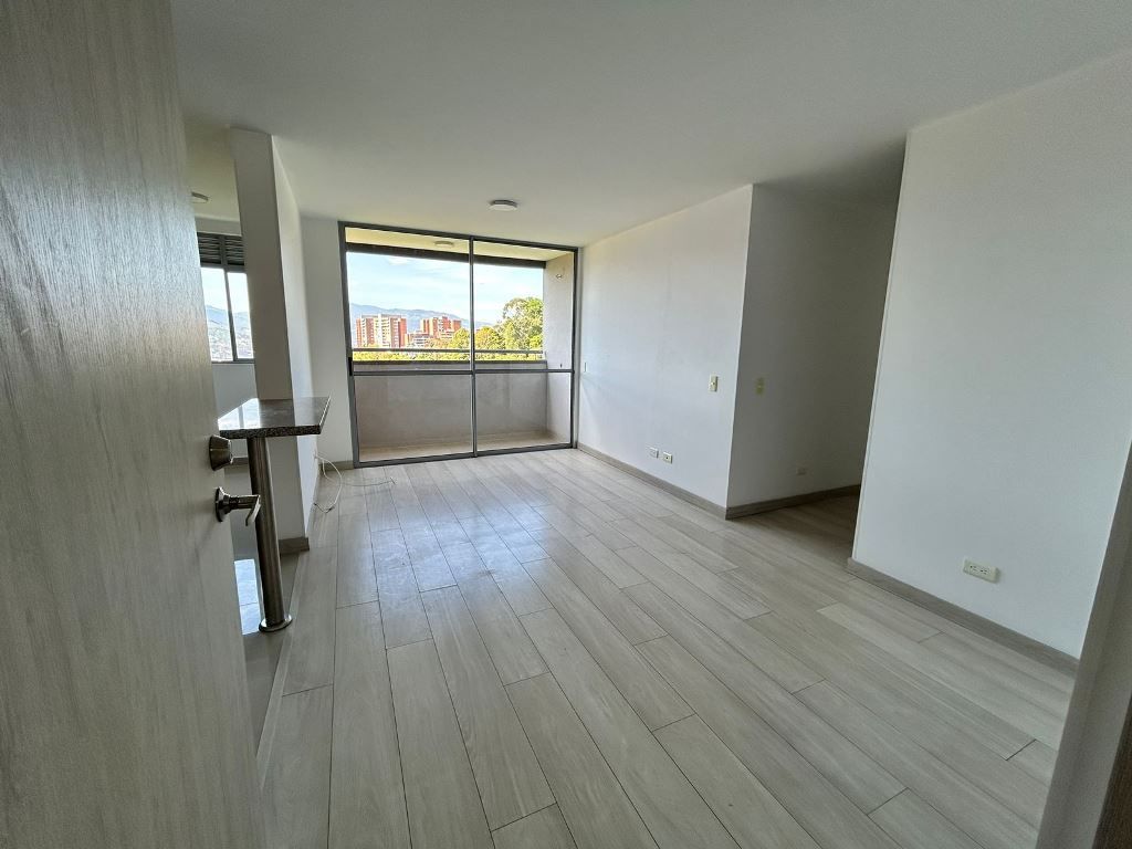 Apartamento en arriendo Antioquia Envigado San José 62 m2 Habitaciones 2 Baños 2 Garajes 2 Precio $2600000