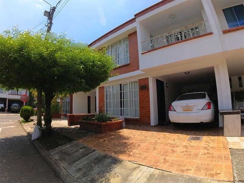 Casa en venta Valle Del Cauca Jamundí Angel María Camacho 200 m2 Habitaciones 5 Baños 4 Garajes 2 Precio $500000000