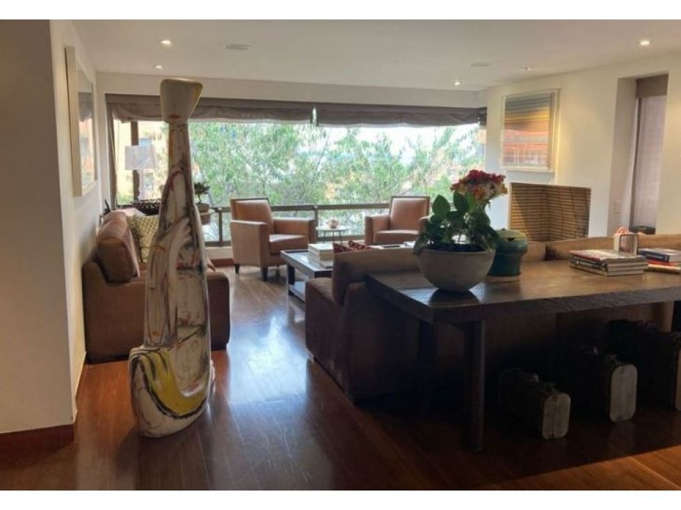 Apartamento en venta Cundinamarca Bogotá Los Rosales 300 m2 Habitaciones 3 Baños 4 Garajes 3 Precio $2300000000