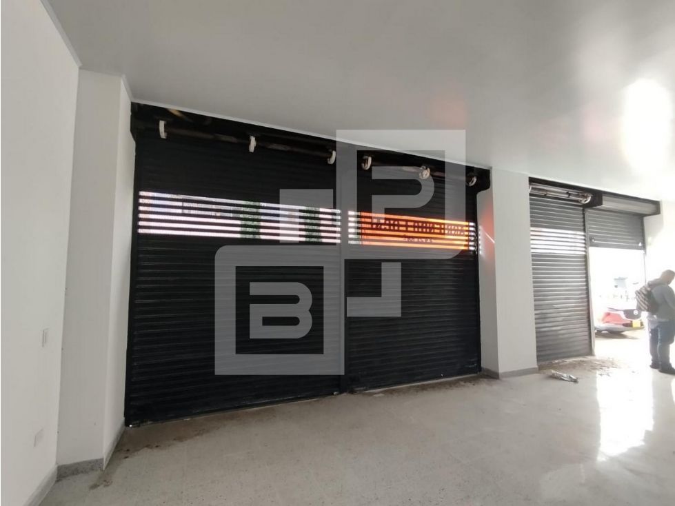 Local en venta Antioquia Itagüí Monte Verde 315 m2 Habitaciones 0 Baños 2 Garajes 2 Precio $2000000000