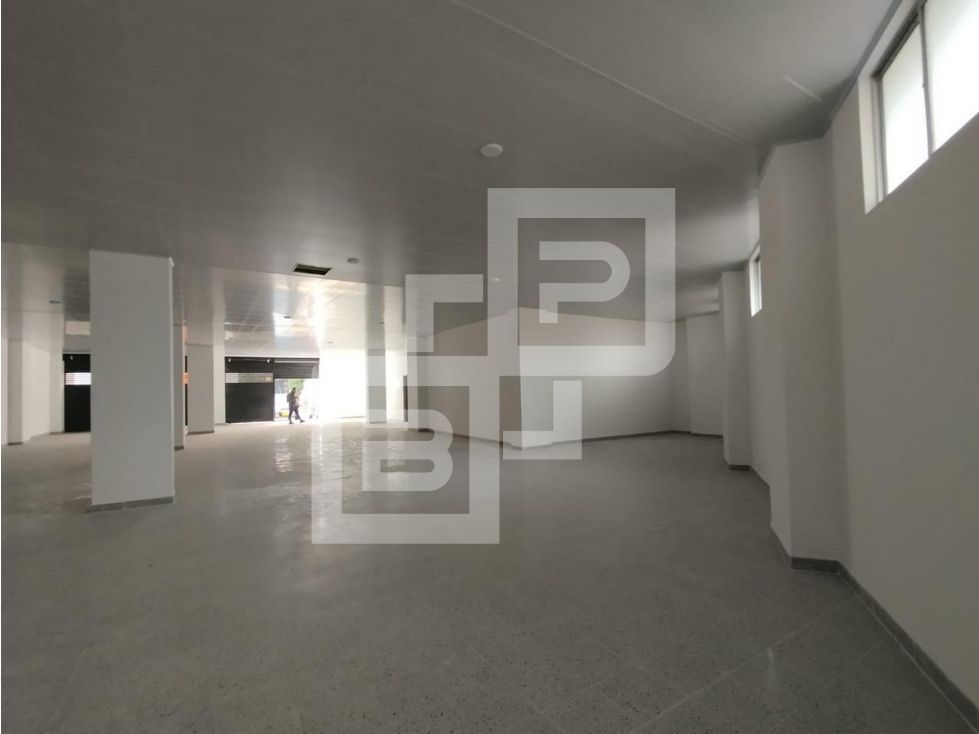 Local en arriendo Antioquia Medellín Perpetuo Socorro 315 m2 Habitaciones 0 Baños 2 Garajes 4 Precio $15000000