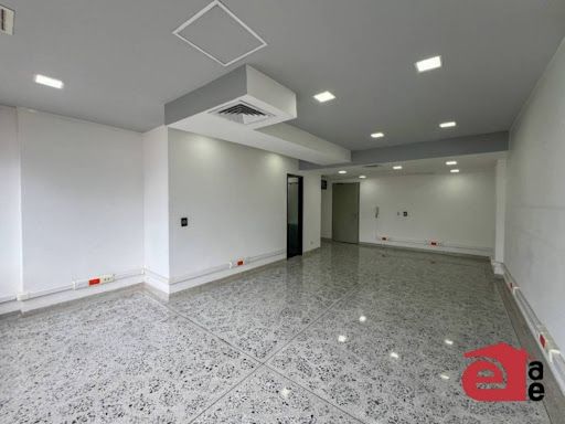 Oficina en arriendo Antioquia Medellín Castropol 43 m2 Habitaciones 0 Baños 1 Garajes 1 Precio $5100000