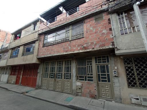 Casa en venta Cundinamarca Bogotá Villa Dorado Norte 252 m2 Habitaciones 5 Baños 2 Garajes 0 Precio $400000000