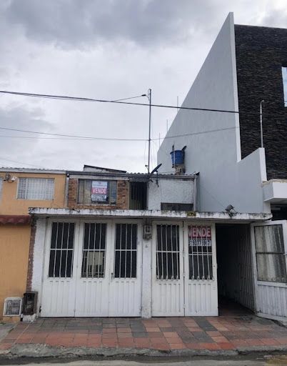 Casa en venta Cundinamarca Bogotá Marsella 196 m2 Habitaciones 9 Baños 3 Garajes 2 Precio $600000000