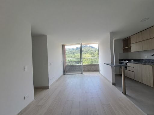 Apartamento en arriendo Antioquia Sabaneta Tres Esquinas 54 m2 Habitaciones 2 Baños 2 Garajes 1 Precio $2400000