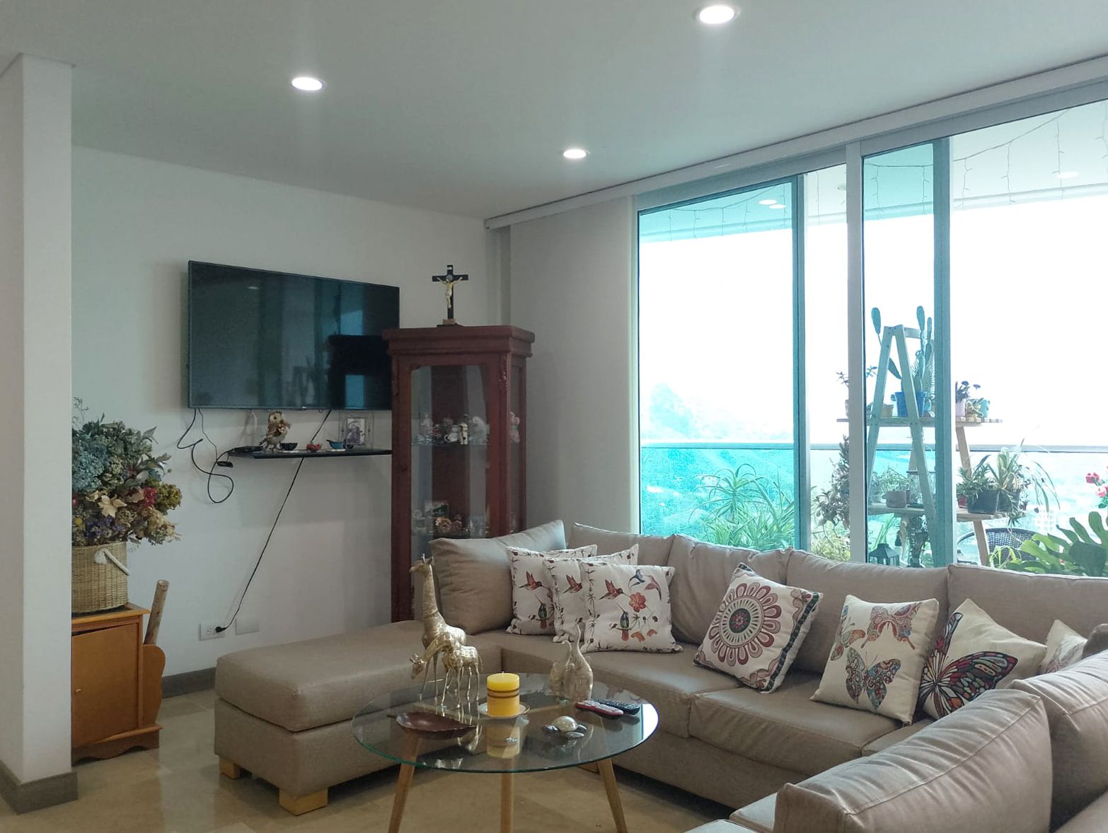 Apartamento en venta Antioquia Sabaneta Aves María 101 m2 Habitaciones 3 Baños 2 Garajes 3 Precio $590000000