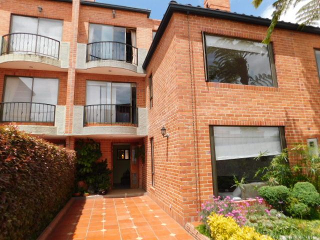 Casa en venta Cundinamarca Chía Chilacos 202 m2 Habitaciones 3 Baños 4 Garajes 3 Precio $800000000