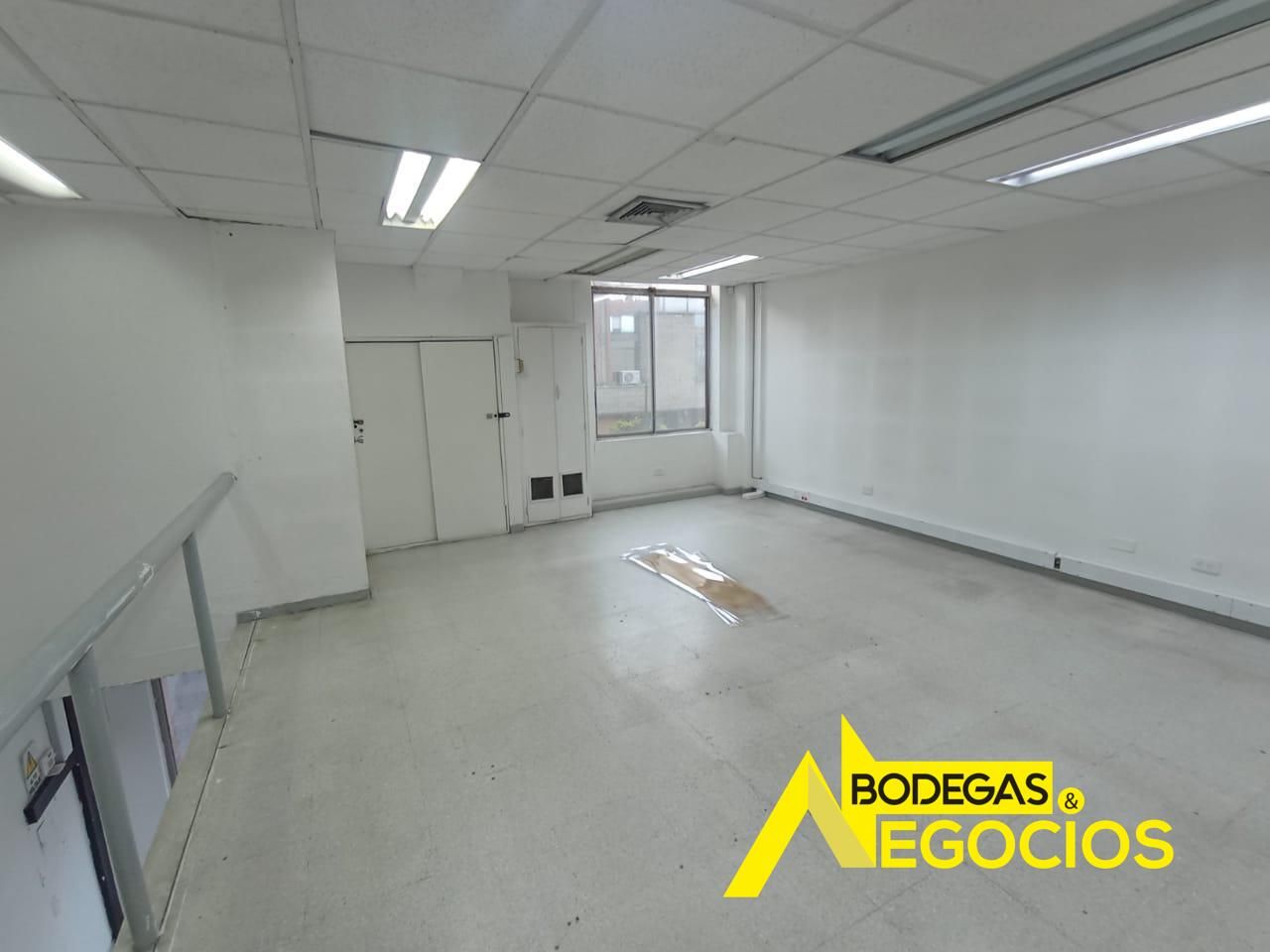 Bodega en arriendo Antioquia Medellín Villa Carlota 280 m2 Habitaciones 0 Baños 13 Garajes 3 Precio $9500000